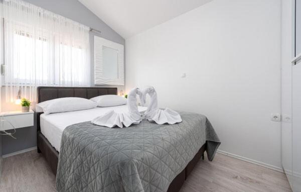 Apartmant Shine Luxury 마슬레니차 외부 사진