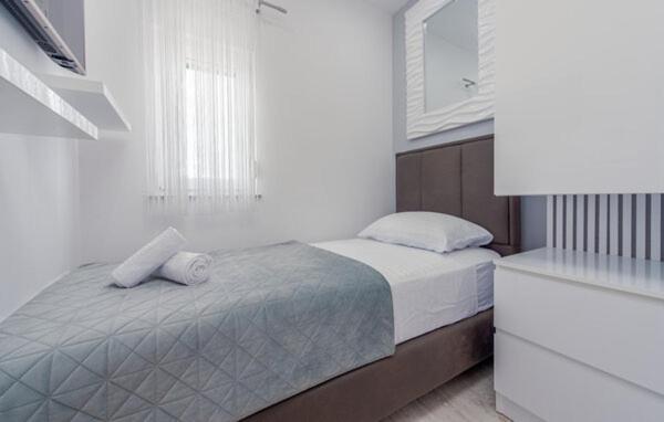 Apartmant Shine Luxury 마슬레니차 외부 사진